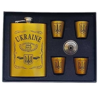 Подарочный набор Фляга 270 мл UKRAINE + лейка + 4 стопки PK-23 Gold Подарочный набор Фляга 270 мл UKRAINE + лейка + 4 стопки PK-23 Gold