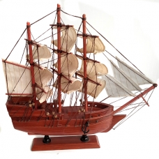 Модель Корабля 32х32 см Вітрильник дерев'яний ручної роботи (три щогли)